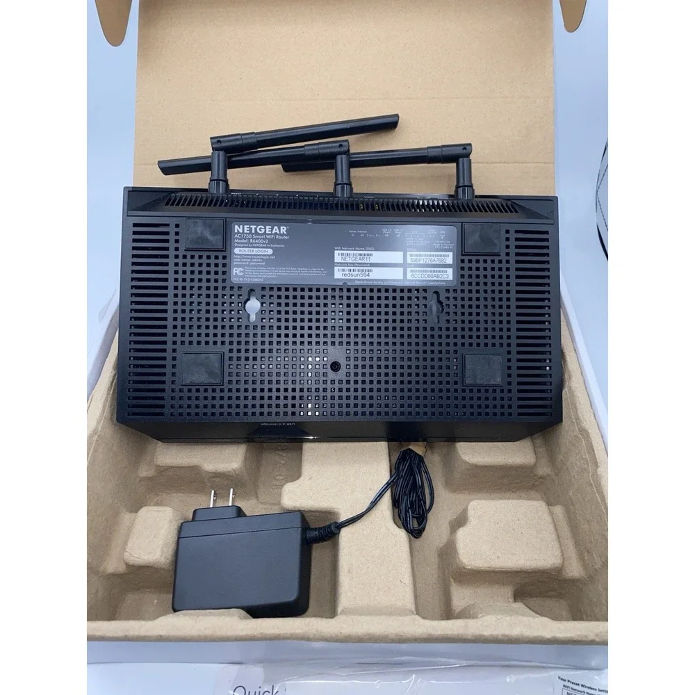 Netgear AC1750 R6400v2 - Picture 8 of 11